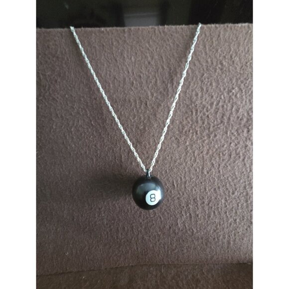 Vintage Retro Magic 8 Eight Ball Pendant Necklace 30 Inch Silver Chain Fortune - Picture 1 of 7